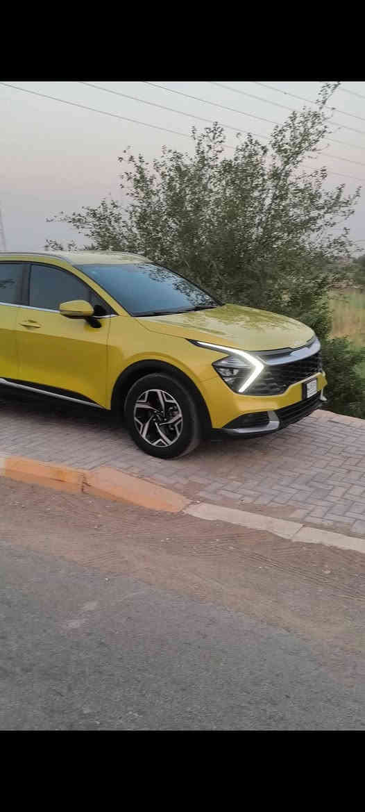 السلام عليكم 
للبيع كيا سبورتج خليجي 2000 دوش موديل 23بدون رقم منفيس بأسمي ماشية 31الف بية رش  قطعتين بدون فتح بدون تبديل السعر 185 
*********** دهل اوران, واسط
