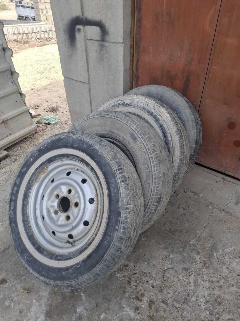 عراض بيكم
بنيد بيكم 90 اصلي مو وكالة السعر 125
وتخم تايرات والويل كامل ب 120 اربع تايرات 
وكور كامل هوة والفات ملاتة تفصيخ ب 70
الشراي. يتفضل خاص او يتصل
***********
مكاني ديالئ تقاطع الجيزاني طريق شهربان
