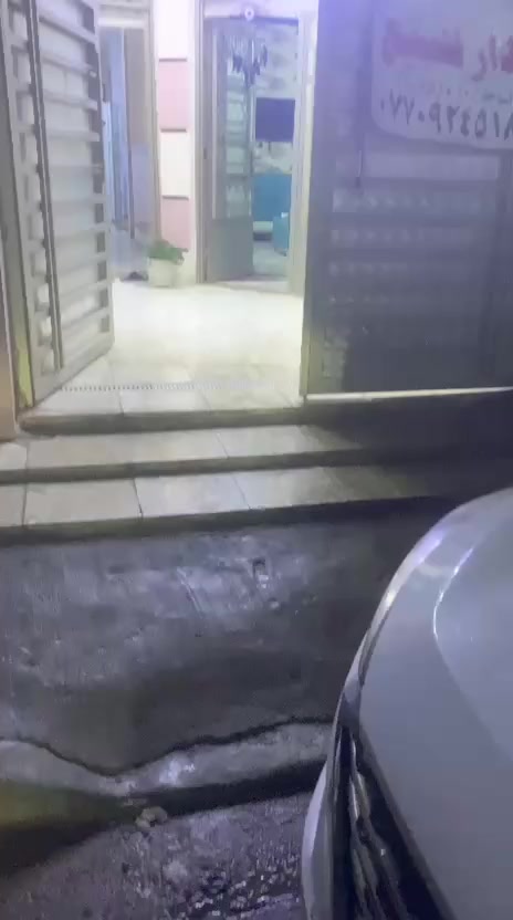 دار للبيع مساحته 100متر بيت كامل جاهز تبليط زراعي وسند25اصولي
عنوان العبيدي حي الرائاسه قرب سكله ابو محمد رابع فرع
سعر 88وبي مجال رقم الهاتف ***********
