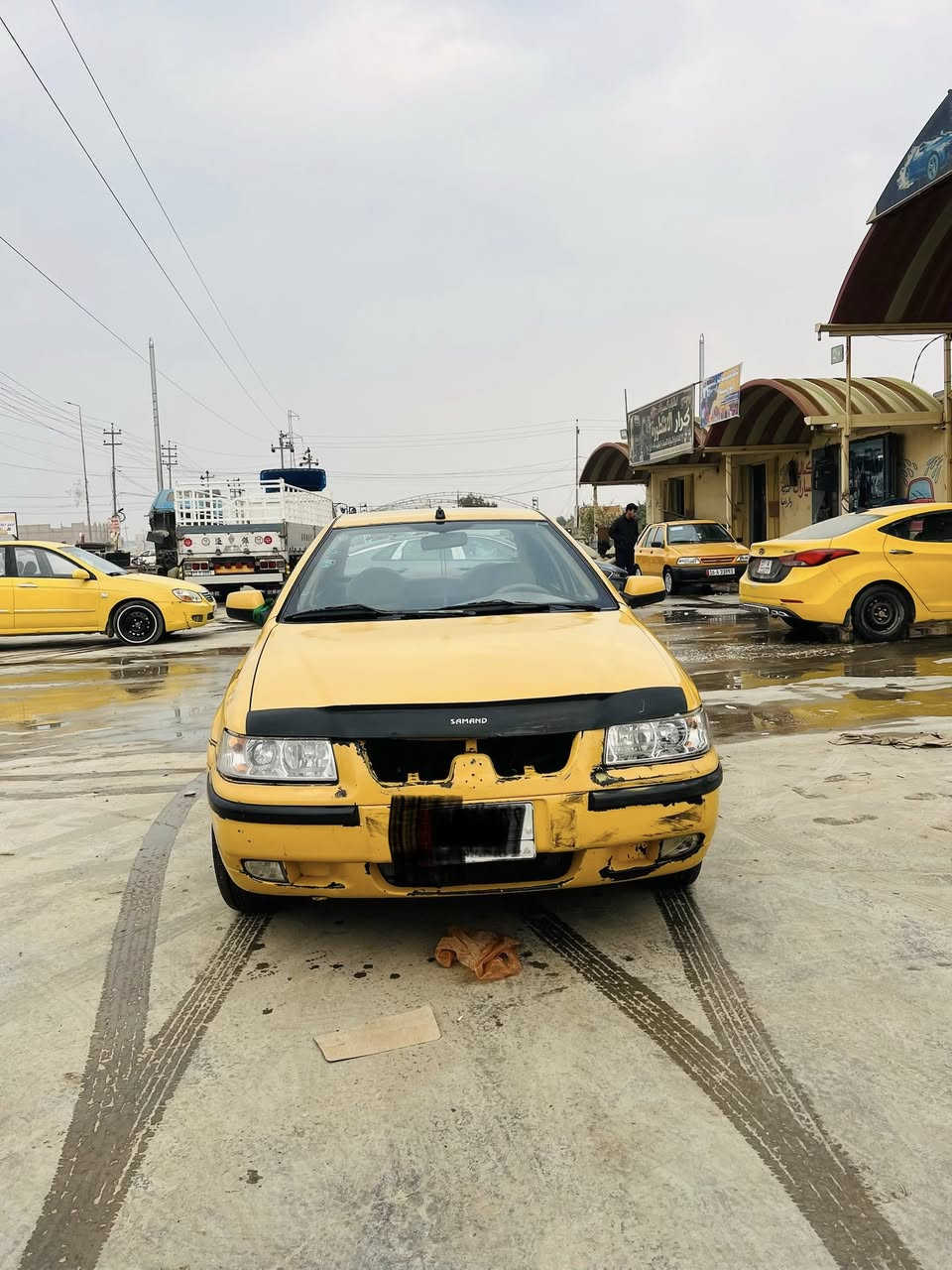 السلام عليكم سمند 2011 كفالة عامة كير مكينه حدادية شواصي تبريد تدفئة كهربائيات كله شغاله مصفره هيئه وغرامات سنوية ل2028 سيارة كبل للشارع ب35 وبيه مجال حك الجية 
للاتصال *********** مكاني ديوانية 
يتواجد واتساب
