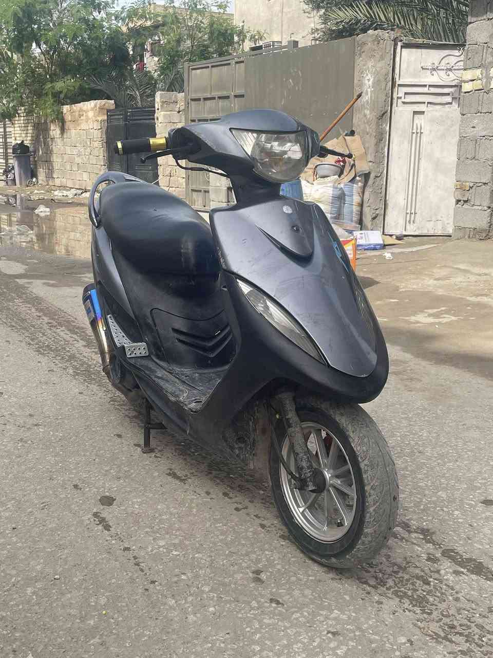 السلام عليكم 
ماكس عدله للبيع بلاديه ومكفوله الدراجه مال رمبه بس يرادلهة غسله لان الدراجه متروكه وقليل اطلع بيها الدراجه على وضع الشركه كلها بلاديه مملعوب بيها ابد ومختمه بيها ويل مشيف وكلجات رياضي الخلفي اصلي ncy والامامي تجاري وصالنصه رياضي صوتها هجم كلش عالي سعرها 700وبيها مجال مكاني الدوره ابو دشير


**إذا كنت صاحب هذا الإعلان وتريد حذفه لأي سبب، رجاءا أرسل رسالة إلى الدعم الفني**