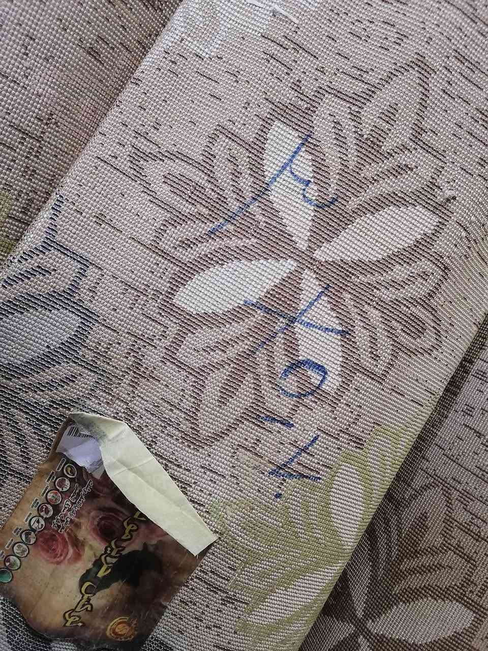 ٣ فرشات للبيع شرط النظافة مكتوب القياس 
للاستفسار ***********
