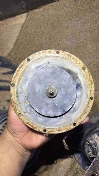 سلام عليكم هورنات اندي شغل انيس هورنات نضاف السعر 400وبيهن مجال قليل للشراي  ***********
