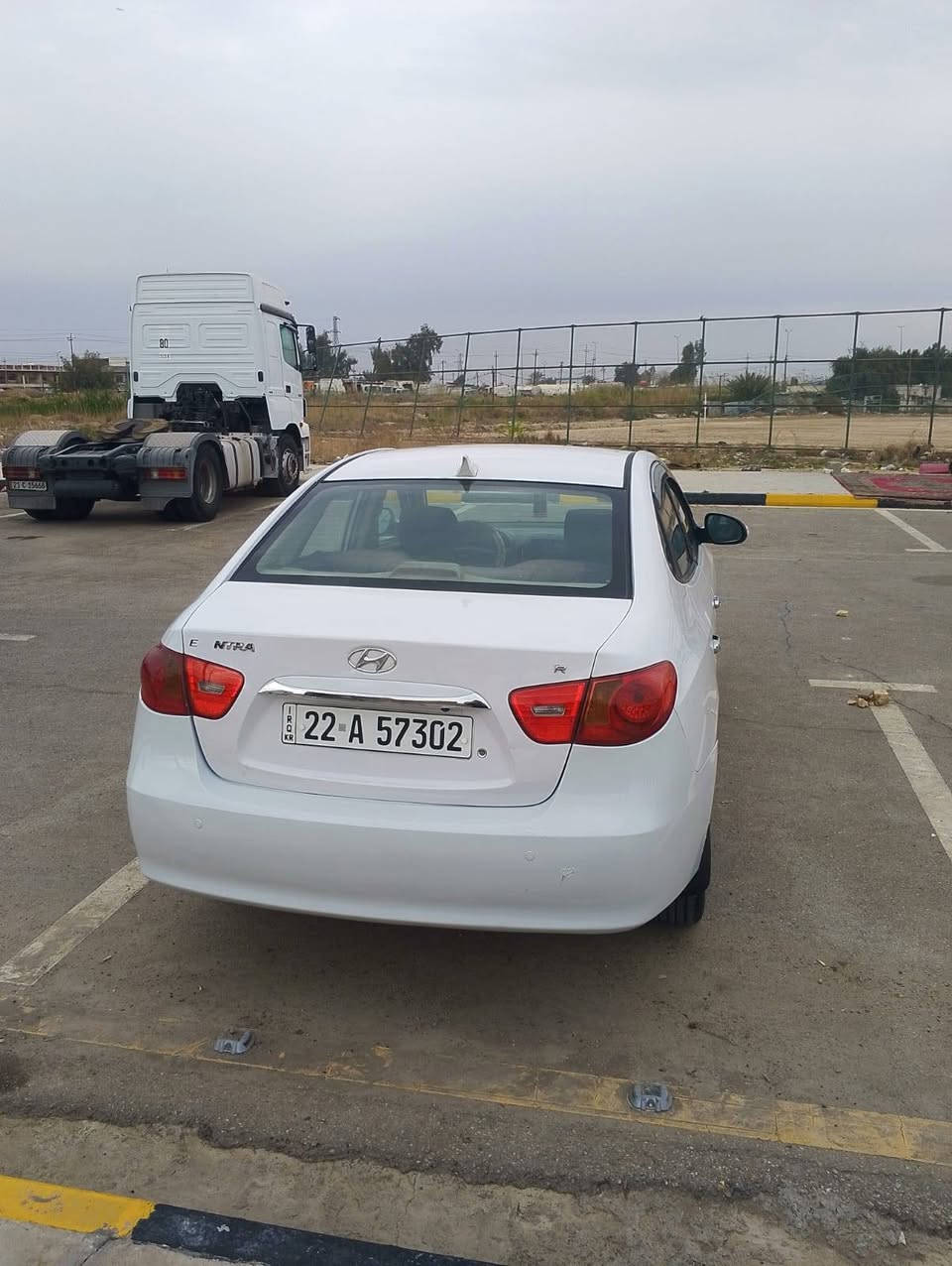 سلام عليكم الانترا للبيع 
موديل 2011 خليجي مكينه وكير جدد سيارا كلش حلوا صدر امامي خلفي سعرها 97 وبيها مجال  جديد رقم أربيل جديد سنويه ٢٠٣٠
سيارا بيها قطع صبغ ابيع حزام بدون دواخل ولا تكم ولا قمارا العنوان واسط عزيزيه رقم ***********
