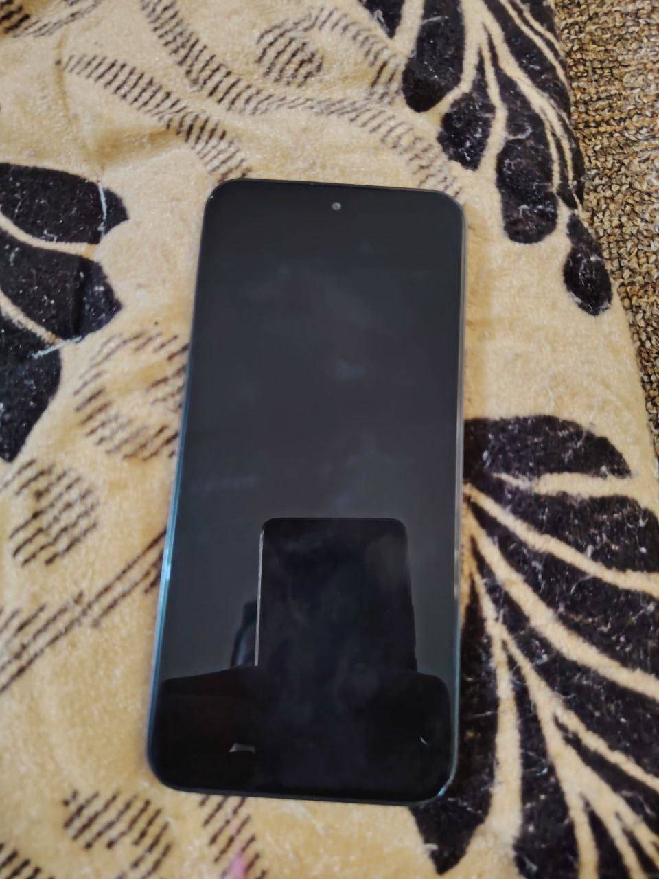 السلام عليكم جهاز انفنكس GT 30 PRO جهاز نظيف بطاريه 97 غراضه كامله شاحنه وبوكس بس سماعه ما اجت وياه ومبرد كذلك ما اجه وياه يشغل 120 فريم بسلاسه السعر المطلوب 300 الف رقمي *********** مكاني كربلاء الحر الصغير
