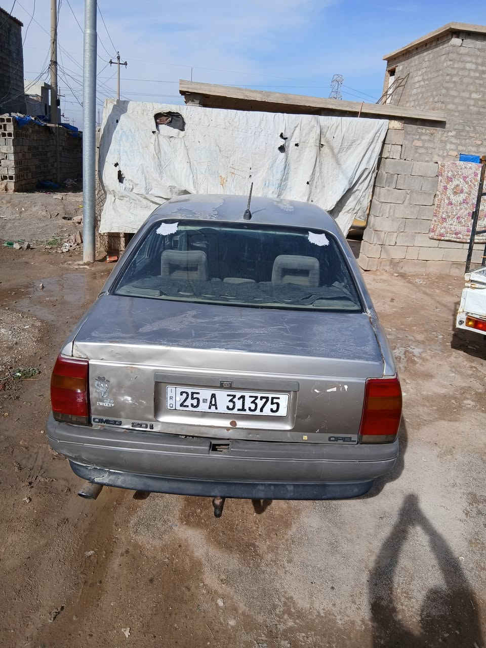 اوبل اوميكا حجم ٢٠ موديل ٨٨
رقم كركوك مصطره محرك وكير شرط  السعر ١٩ وبيها مجال 
الاستفسار اكثر الاتصال على الرقم ***********

