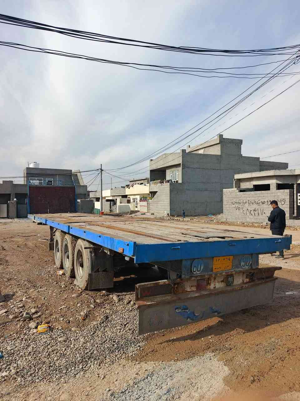 السلام علیکم:فلات بۆ فرۆشتن دینگل 16 تاخم تایەیی خاوێنە شانسی بەشەرت خواری نییە ماڵی ئیشە ژ.م:***********/***********
