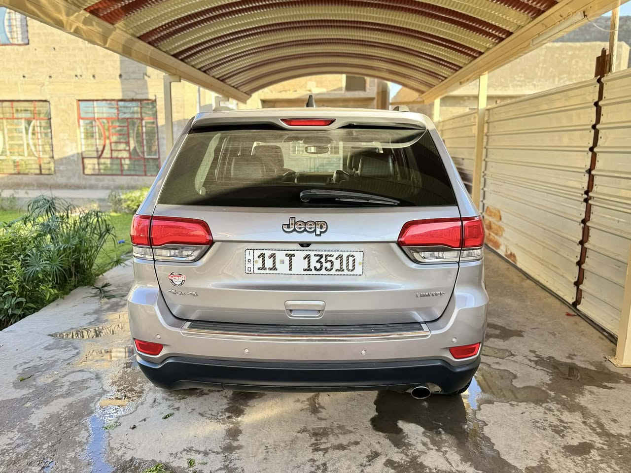 جيب گراند شيروكي وارد امريكي سونار داخل منشور
مواصفات LIMITED فول 1/1 عدا الفتحه 

ماشيه 83.865 ميل حقيقي 
كشنات جلد +كهرباء
كشنات تدفئه +تبريد
محرك 3600
فور ويل درايف
ستيرن تدفئه + كهرباء
رادار أمامي خلفي
كشن خزن ميموري
جنطه كهرباء 
2 بصمات ابواب 
حساسات خلفي ومامي
تبريد قطعتين
تحكم ستيرن جهتين
لايت زينون
وضعيات قياده 

حساس تاير
___بيها هواي مواصفات 

سنوية بأسمي

العنوان : بغداد 

الهاتف☎️ : ‏‪***********‬‏

* السعر : 220$
