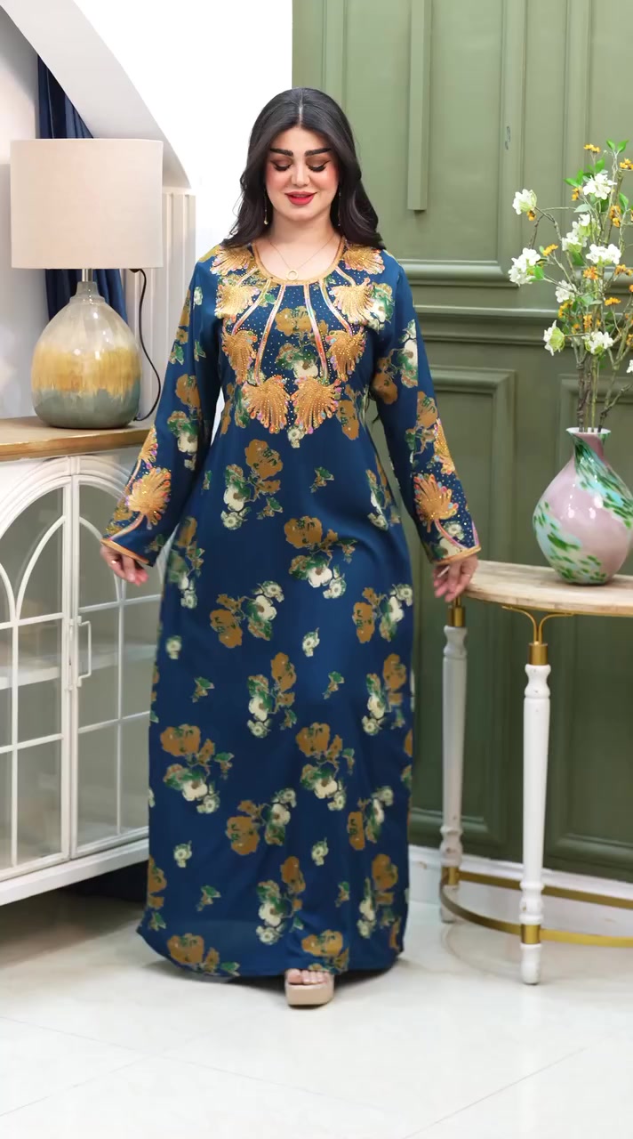 كلابية كشمير مطبع من ماركة الحسناء 
كلوش وحزام 
القياسات L XL XXL


**إذا كنت صاحب هذا الإعلان وتريد حذفه لأي سبب، رجاءا أرسل رسالة إلى الدعم الفني**