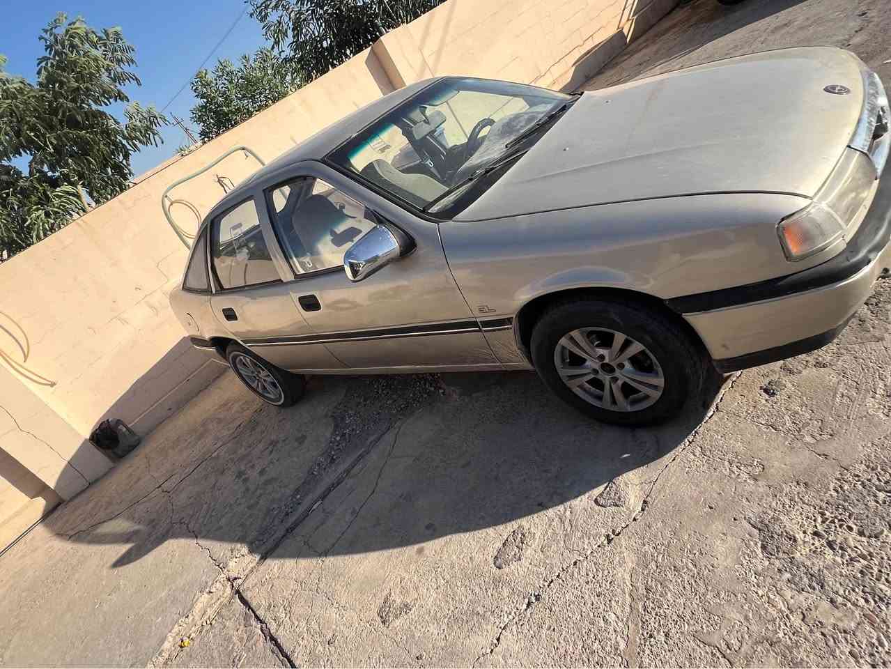 ئوپل ماسيحة موديل 1992 محرك ١٨ شرط گيرو محرك سنة وية جديد لل ٣١ دفتر بانزين بي سيارة بدون ظربة تايرات جديد سيارة كلش جديد 
سعر رايد 27 وبي مجال 
مكانة طوزخورماتوو طوز, صلاح الدين


**إذا كنت صاحب هذا الإعلان وتريد حذفه لأي سبب، رجاءا أرسل رسالة إلى الدعم الفني**