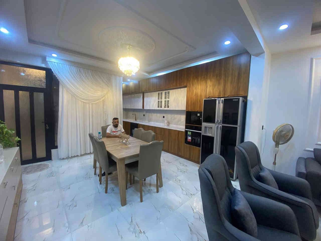 السلام عليكم 🤔🤔عرض اهل الموصل اهل صلاح الدين اهل كركوك ااربيل 🌷🌷
عرض خاص من اسطه ايهاب احدث المطابخ التركيه 
هيكل خشب بوب بالون بريس سعرمتر الارضي معه ملحق معه مرمر الصناعي 250دولار🌹🌹🌹
هيكل خشب بوب بالون بريس سعرمتر الارضي معه ملحق معه مرمر الطبيعي 290دولار💐💐💐
العرض الثاني هيكل المنيوم بوب بالون بريس سعرمتر الارضي معه ملحق معه مرمر 235دولار 🌹🌹🌹
هيكل المنيوم بوب بالون بريس سعرمتر الارضي معه ملحق معه مرمر الطبيعي 290دولار👑👑👑
توصيل جميع انحاء العراق 
 العنوان اربيل شارع زانكو للتواصل *********** واتساب
