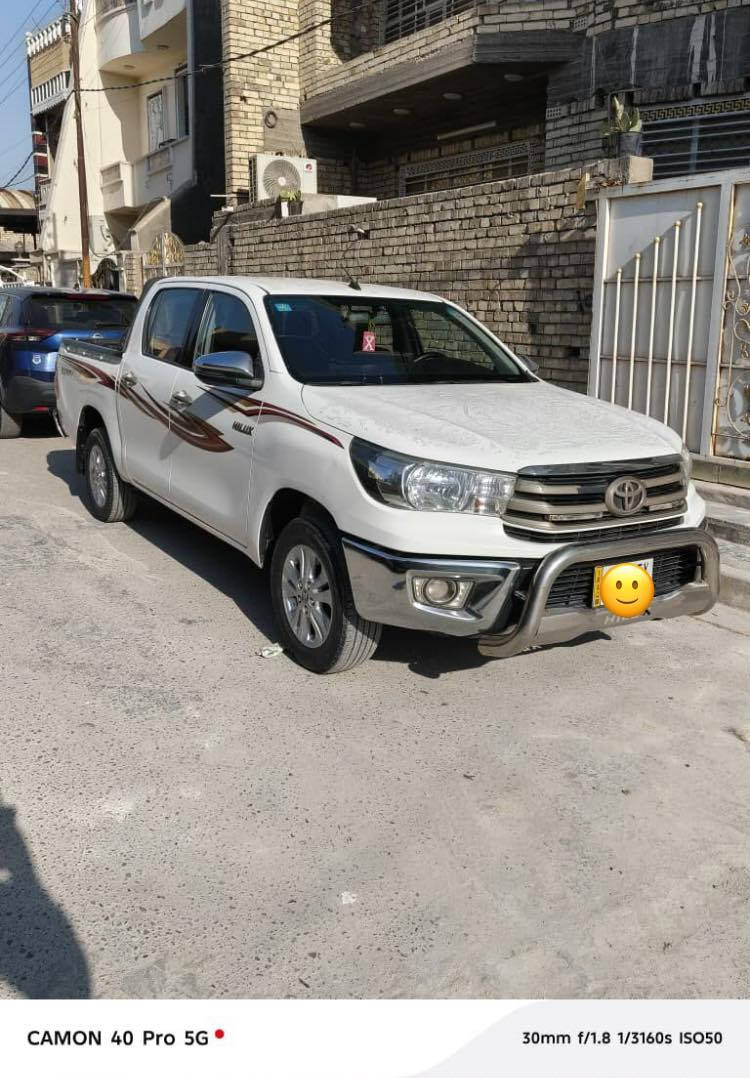 هايلوكس كويتي موديل ٢٠١٨ مكفوله كفاله عامه سونار ماشي ٩٨ الف تايرات جديد رقم واسط تحويل 
***********
