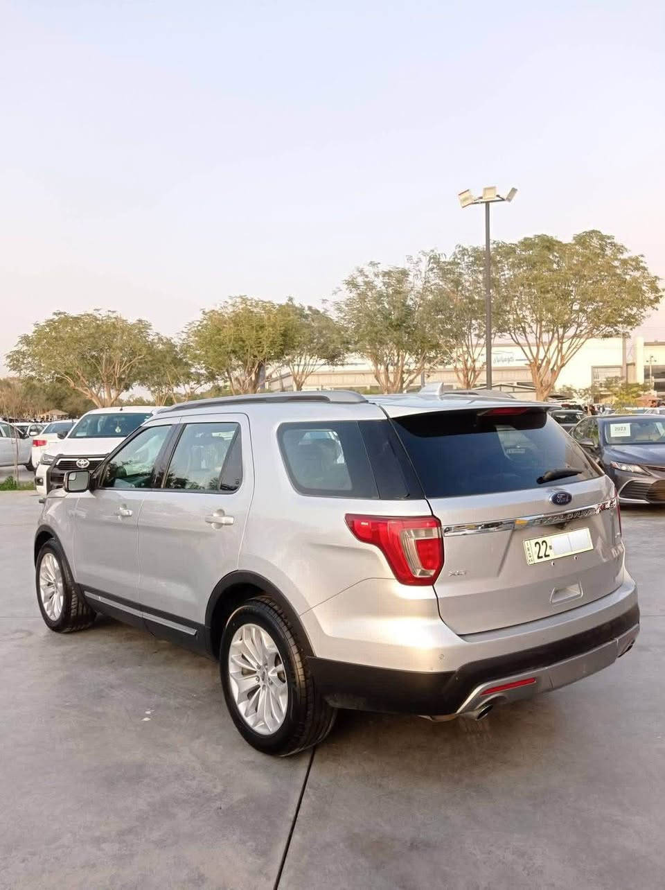 FORD EXPLORER 2017

بِسْمِ اللهِ الرَّحْمَنِ الرَّحِيْم 
 

فورد اكسبلور موديل ٢٠١٧ وارد امريكي ثلاث قطع صبغ بدون دواخل بجم کبس خلفي كبس ماشي ( 150 ) ألف ميل محرك ممفتوح رقم اربيل سنوية و هزة جديد حتى (٢٠٢٩) سيارة جاهزة و بدون نقص .

المحرك : ٦سلندر - حجم : ٣٥٠٠ - قوة : ٢٩٠ حصان 🐎 .

ملاحظة ⛔: بيهه سيستم غاز إيطالي .

مواصفات (4WD + XLT )

١-دبل اكسل 

٢-٧راكب 

٣-لایت زنون 

٤-حاسة

٥-لايت أوتو 

٦-تبريد ثلج 3 قطع 

٧-قفل تلقائي 

٨-فوليوم

٩-جام أوتو 

١٠-بصمة

١١-٤مود قيادة 

١٢-تحدید سورعة

١٣-كشن كهرباء

١٤-مراية هيتر 

١٥-بگلايت ليد 

١٦-كاميرا

١٧-گير شفط 

١٨-فتح تلقائي

١٩-كود أبواب 

٢٠-لايت ليد 

٢١-صندوق كهرباء 

٢٢-ابواب بصمة

٢٣-مكان هوك 

٢٤-كير ماوس 

٢٥-مسجل شاشة

٢٦-گيچ اليكتروني

٢٧-مود TOW

٢٨-ثلاث شاشة 

٢٩-اشاير بل امراية 

٣٠-شغال .

مكان : البصره 

سعر : ( ١٤٥ ) ورقة 💸 

رقم تلفون : 

       واتساب 

          📥

***********
*********** البصرة, العراق
