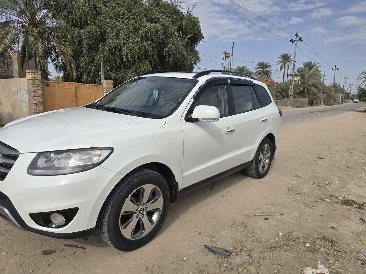 السلام عليكم سنتافي2012 خليجي
فول مواصفات 1/1
فتحة سلايد
بصمة
3 قطع تبريد 

كامرة خلفية 
تحكمات كراسي كهرباء 
تحكمات ستيرن 
محرك السيارة 6سلند
كفاله ماعده قطعه وحده فقط
رقم مو ميز نجف 
مكاني نجف مشخاب   
رقم ***********
سعر خاص سياره احله من الصور
