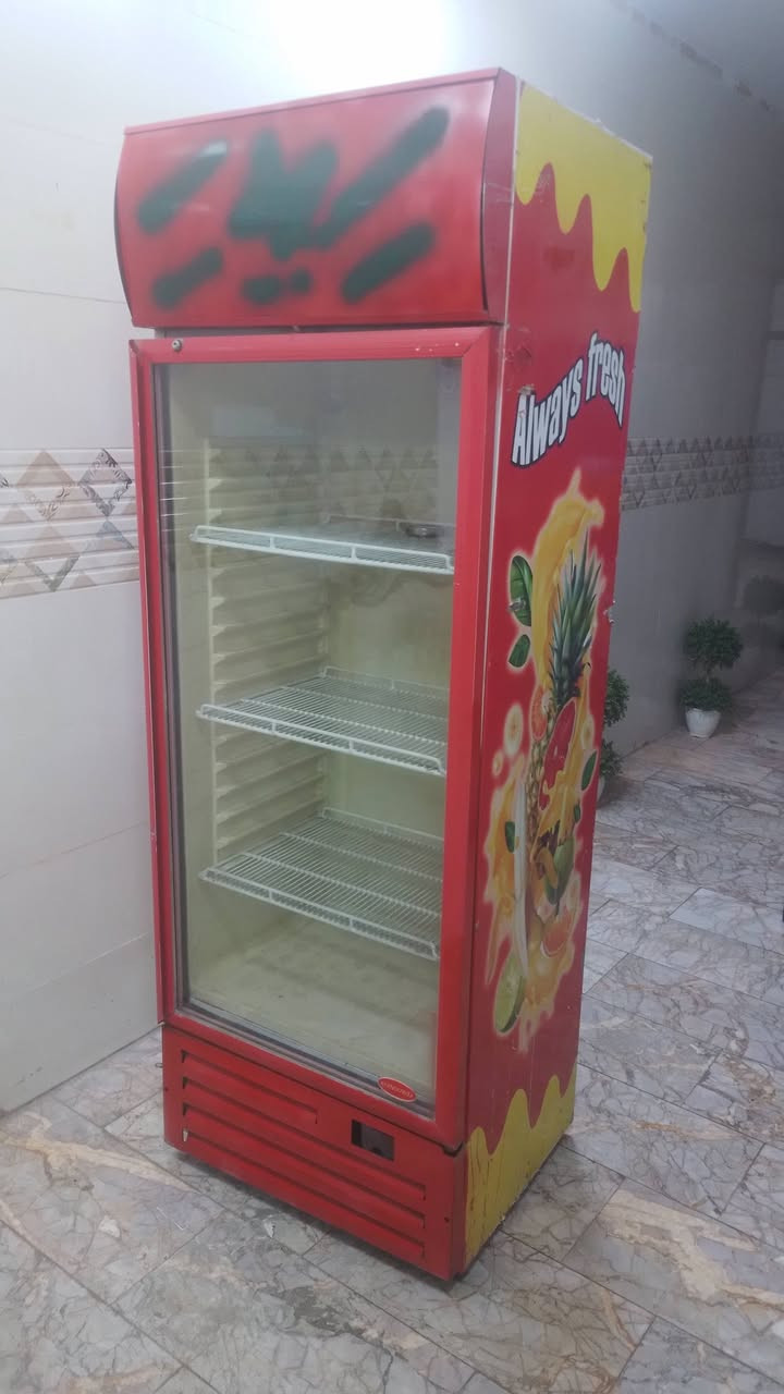 عارضة عمودية حجم كبير...
٣٠ قدم....عرض ٧٠. طول مترين
شغالة عل الفحص...
شرط تبريدها فووول 
ب  ١٧٥  الف
بغداد الشعب ***********
الشراي يتصل واتساب او رصيد...
اتصال فقط
