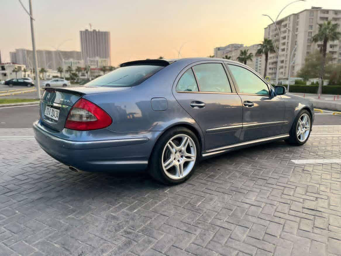 Mercedes-Benz E320 AMG AFNJARD 2004 ***********
للبيع فقط مرسيدس E320
موديل 2004 رقم سليمانية
فول مواصفات وارد خليجي

تفاصيل
1-بصمه
2-محرك 6 سلندر
3- تبريد ثلاث قطع
4- كروز سرعه
5- مرايه داخليه + جانبه عاكسه
6- تحكم ستيرن كهرباء
7- شاشه بلوتوث يوتيوب
8- فحت سقف بانوراما
9- مري شفط
10- كشنات كهرباء +خزن ذاكره
11-اناره ترحيب
12- كامره خلفيه
13- برده كهربائيه
14- سستم صوت دمام خلفي
15- صدر امامي خلفي جديد
16- كشنات هيتر
17- تدفئه
18- تبريد خلفي
19- تحكم ستيرن
20- انظمه قياده C-S
21- صاج ملكي جلد 
22- داخل ملكي صحراوي
23- لايت عدسه زنون
24- كير ومحرك جديد
25- حساس خلفي امامي
26-ويل AMG سبورت بلدي

سعرها 140 وبيها مجال

السياره بيها ثلاث قطع فقط 
بدون دواخل ومعجون رش فقط
السياره كفاله عام من كير ومحرك
وحدادي كهربائية كل جديده وجاهزه
الحمدلله ربع مابيها مصرف 
مكان السياره اربيل 
 
***********
