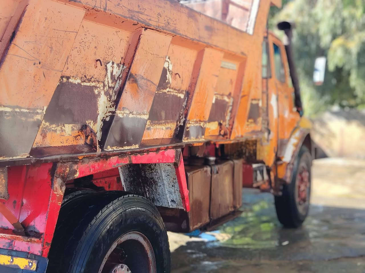 مان 82 للبيع رقم بغداد بأسمي 
كير محرك أكسل مكفولات 
***********
