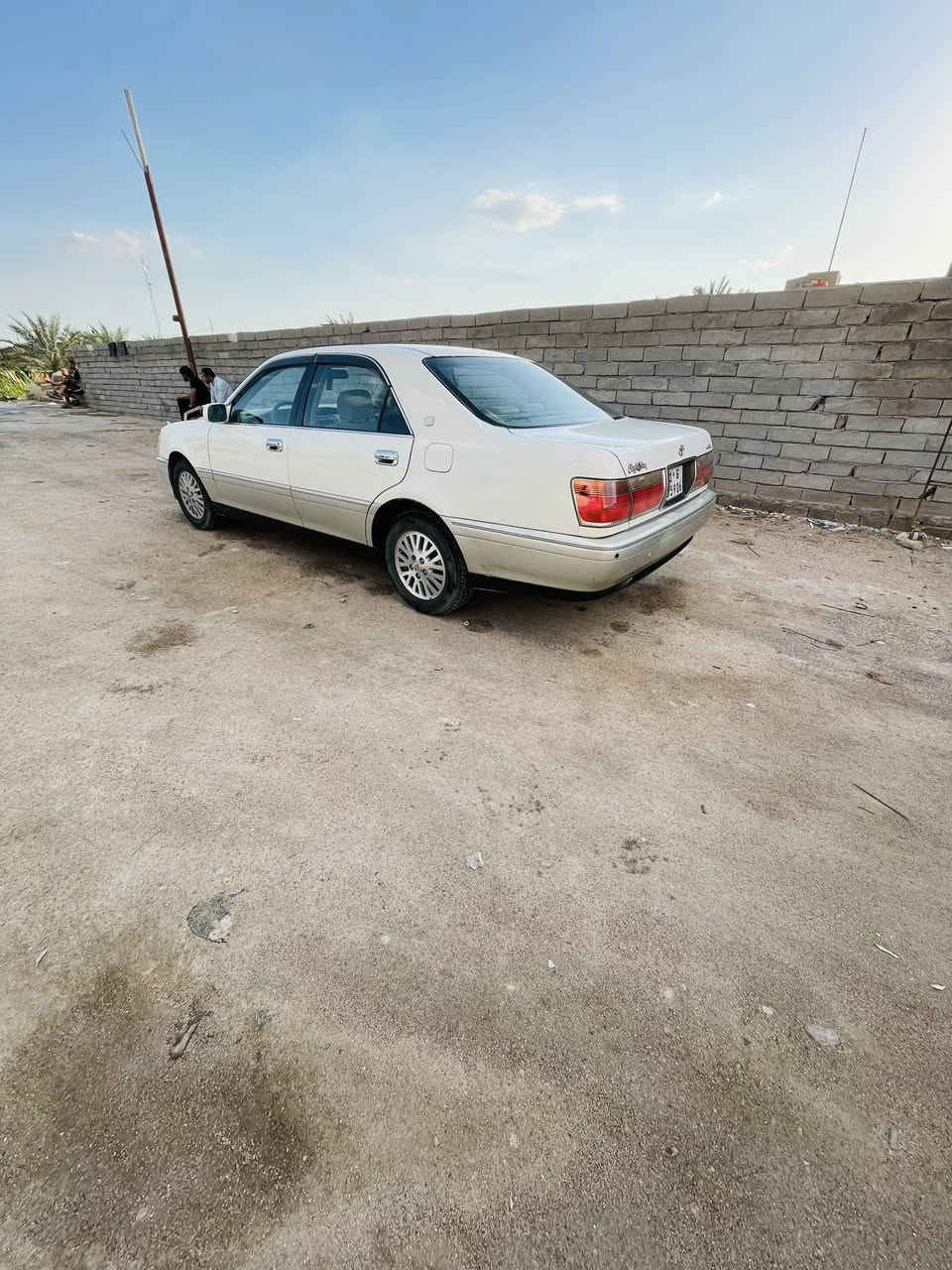 سلام عليكم شباب ملكه جنون موديل 2000 دخول جديد دكمتين ( ادوات ادوات ) ومكصوصه جنطه متومه سليمانيه شرط الحاسبه سنويه 29 اله تنتهي مكينه وكير فيفيتي ابو كلاص ابلادي شرط فلين دواخل باكيت تحوير نجف برده خلفيه 4 كشنات كهربائيه تبريد تدفيئه تخم تاير حداده امامي وخلفي باكيت كفاله من الضربه والصبغ فقط مكان الكص سياره الف مذب عليه جاهزه من الطول للطول السعر 37 مكان السياره بصره قظاء المدينه الاتصال *********** او ***********
