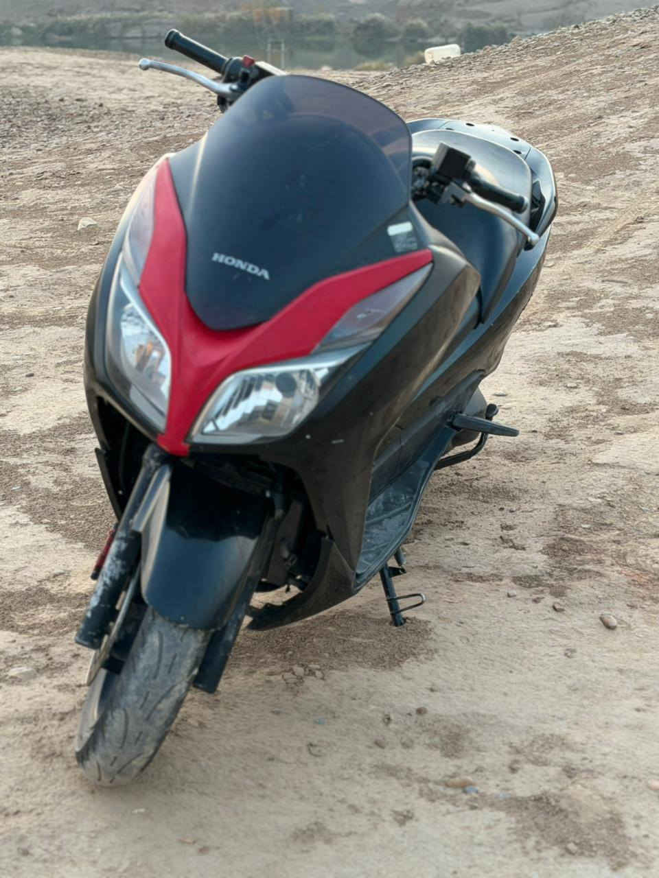 السلام عليكم فورزا 0/12 بلاديه وجديده مكينه بلاديه  وكفرات اصليه وجاهز بدون نقص كلشي بيها شغال معدل ١٢٠ ١٤٠ دك دراجه حلوه ونضيفه  شراي تفضل خاص


**إذا كنت صاحب هذا الإعلان وتريد حذفه لأي سبب، رجاءا أرسل رسالة إلى الدعم الفني**