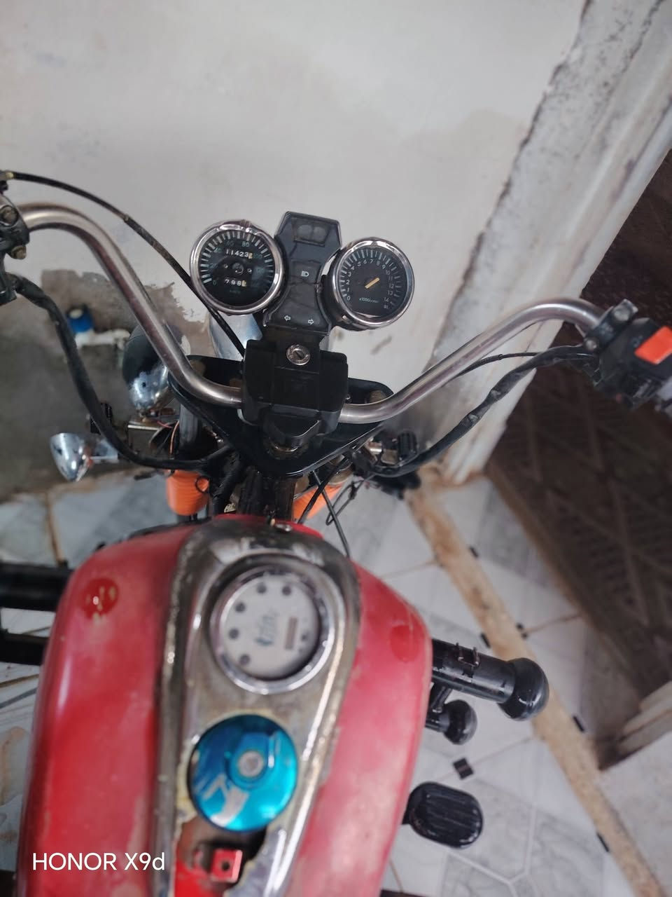 ستوته سلطان باب اول للبيع مليون700الف وبيه مجال قليل للاستفسار ***********
