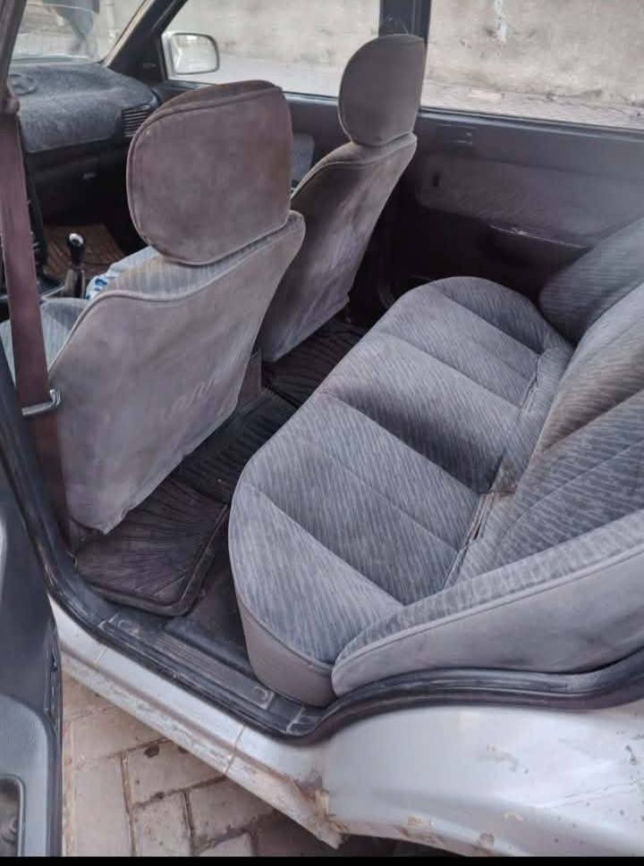 سلام عليكم النتره دمعه موديل 1993 رقم نكليزي بغداد  مكينه بيها بخار كشر بلادي سياره ما بيها صبق فرممات كفاله مابيها لحيم دواخل بلاديه سعر 30 وبيها مجال المكان بغداد ***********
