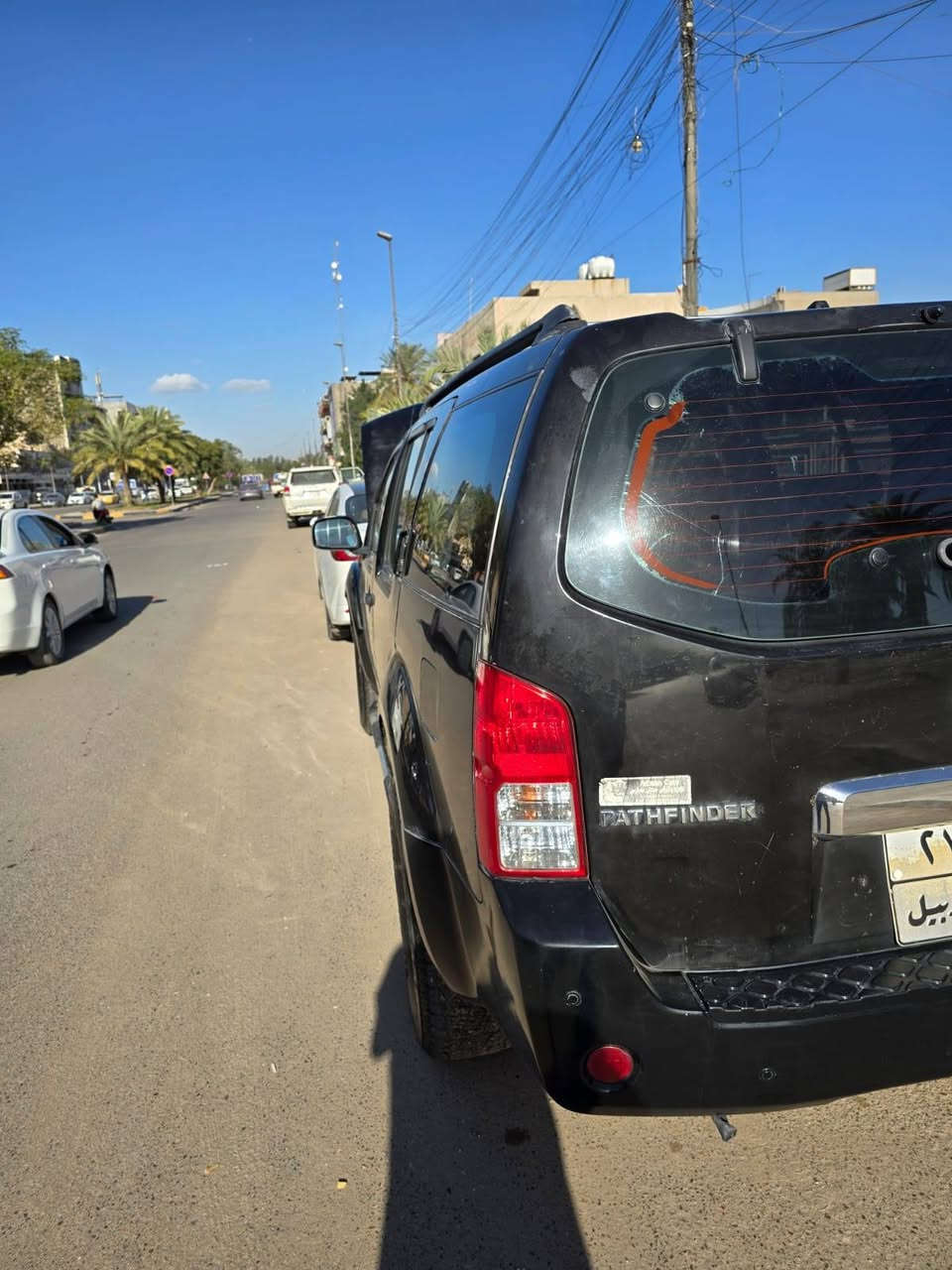 السلام عليكم موديل 2005 رقم اربيل تريد تحويل مباشر  تريد وكاله  غرامة صفر ما عليها كير محرك بطة 3000vvt نواقص بسيطه بيها صبغ قطعتين وبيها جراد مبين بالصور للبيع65 او المراوس حسب القناعه مكان السيارة بغداد شارع فلسطين ***********
