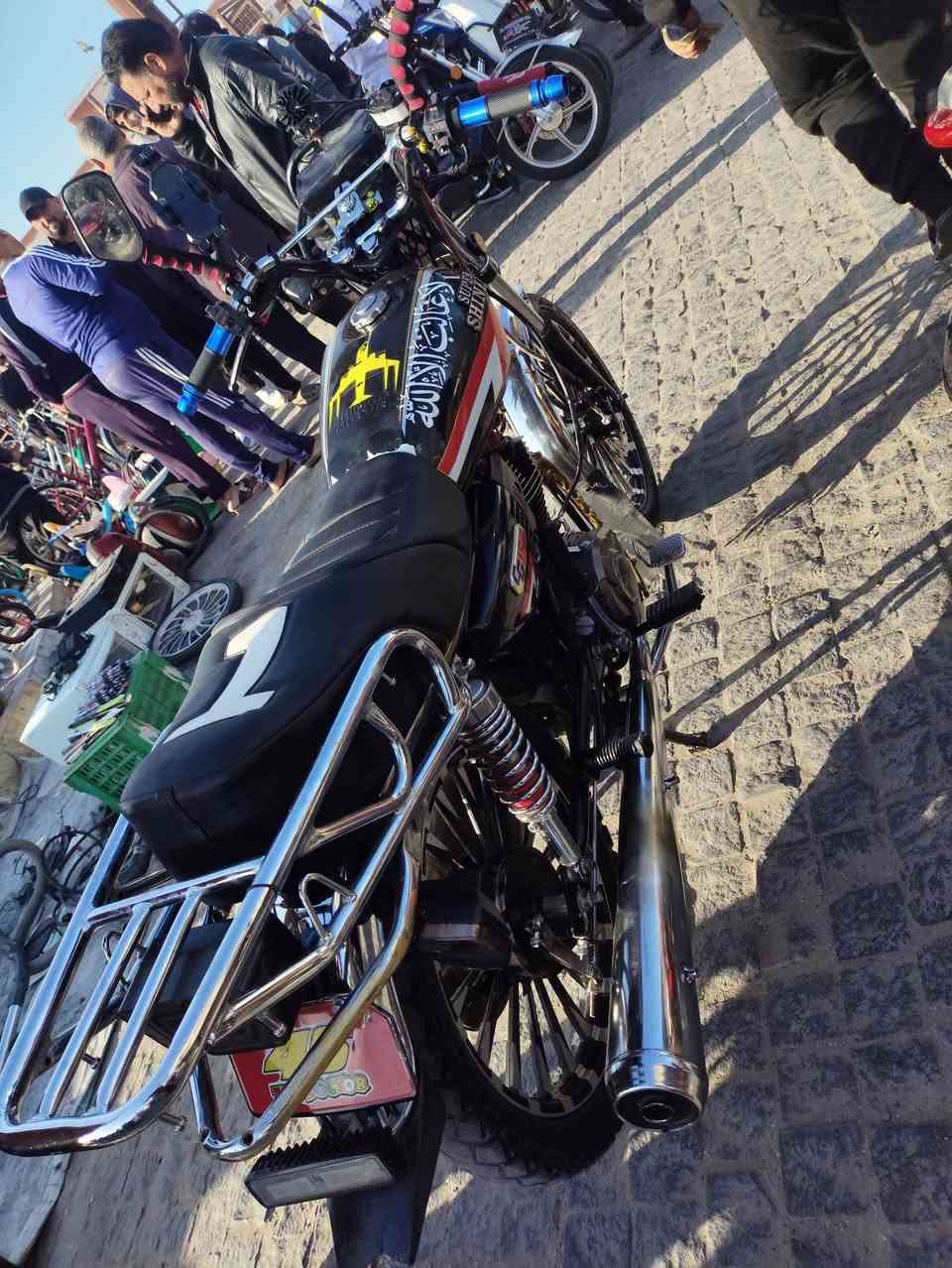 سلام عليكم مرخصت الادمن سوبر شاينك 150ss امكمرك كفاله من كلشي وبعده جديد استخدام قليل السعر 1150وبي مجال واتساب،***********
