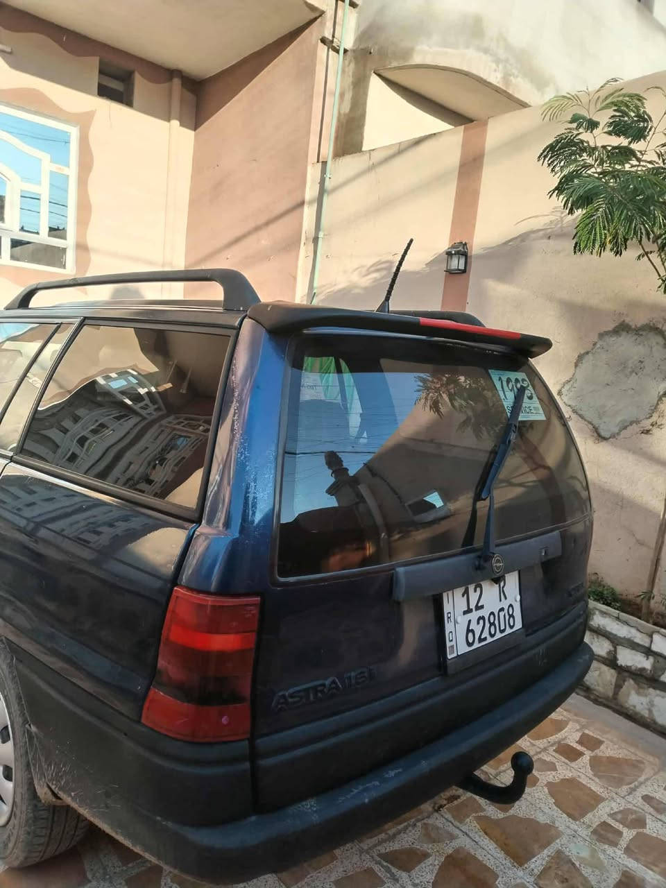 السلام عليكم سيارة أسترا ستيشن 1992 رقم نينوى جديد سنوية إلى 2030بدون ضرر محرك 16 كير توماتيك سعر 50 تواصل ***********ج

