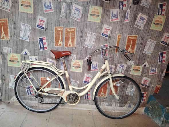 السلام عليكم يعلن معرض حسين الملك عن وصول وجبة جديد من باسكلات بناتي باله كله شغال اكو عادي واكو كير حساس حجم 26و27 الأسعار
من 110فما فوق
متوفر باسكل قياس 20سعر 70
متوفر باسكل طفل قياس 16سعر 50
متوفر باسكل طفل قياس 12سعر 45
  العنوان بغداد سوك صدرية 
فرع الثاني بغداد حي جميلة
***********حسين الملك
