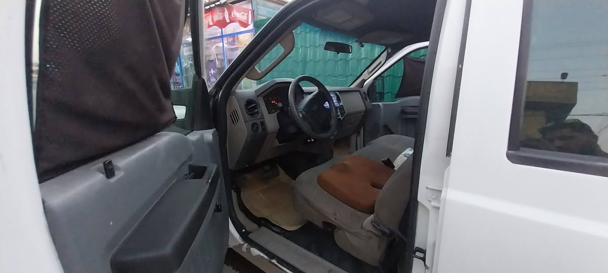 فورد f350  8V كاز موديل 2008 اصولي 100% باسمي السياره جاهزه سعر مناسب جدا ***********للاستفسار اتصال او واتساب
