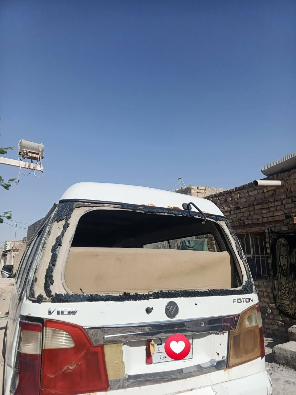 السلام عليكم فتون موديل2014 موصليه موصليه سياره كير مكينه اكسن عدك جامه مكسوره الخلفيه ودشبول رايد تبديل تعبان مكان السياره نجف كوفه حي 17 تموز السعر 26وبيهه مجال  للاستفسار ***********9
