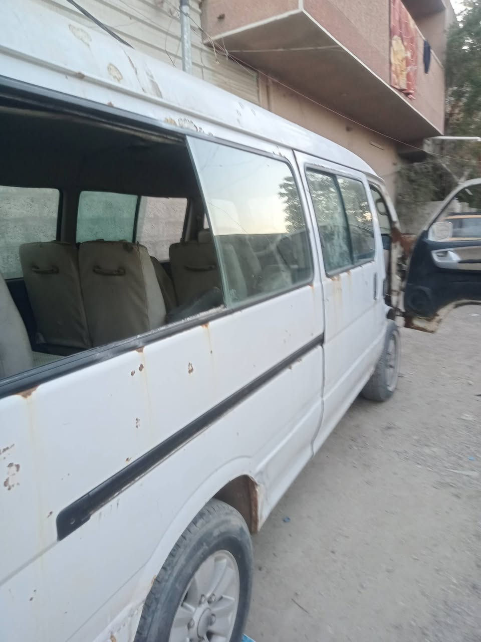 سلام عليكم جنبي 2014 موصليه سياره  كير مكينه بطه  أو تماتيك مكفولات صدر امامي خلفي جديد اكسن جديد بيها ضربه بل بجم مو قويه كلش بطنها نضيف مكاني بغداد الحبيبيه مراوس عادي رايدها 20 وبيها مجال رقم تليفون077040


**إذا كنت صاحب هذا الإعلان وتريد حذفه لأي سبب، رجاءا أرسل رسالة إلى الدعم الفني**