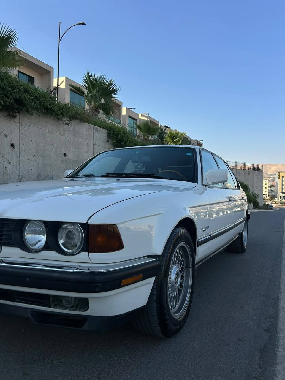 🖤سلام عليكم شباب انشالله الكل بخير🤍
سيارت صاحبنه  للبيع 1993 744Li محرك ٨ 
محرك ٧٤٤  ٨سلندر.  الماني مواصفاته:  
🖤دكمه Sportو Snow
🖤داخل جلد اسود
🤍كشنات هيتر
🖤السياره لارج
🖤كشنات كرباءي
🤍دبل جام
🤍دخول ذكي
🤍٣ بردات
 🤍داخل صاج
🖤وياله ويه تايرات جدد

وبعد هوايه مواصفات شباب السياره نضيفه كير محرك تحويل غرامه كله بشرط كامل بأسمنه مابيه اي مصرف
وارد الماني سياره داخله بدون دواخل يدون حزام صبغ جماليه لسياره نضيفه سعره (٧٨) وبيه مجال للطيبين مكانه سليمانيه شباب كاتب كلشي اذا شراي خابر و تدللون.
السياره حيل مصروف عليه ونضيفه باقيه اذا تشوفه غاليه اتركه واكتب كلمه تؤجر عليه واني ممنون.                                                                
🖤🤍🖤🤍🖤🤍🖤🤍🖤🤍🖤🤍🖤🤍🖤🤍 

-***********

🖤سڵاو هاوڕێیان هیوام باشیتانە 🤍
  بۆ فڕۆشتن مەکینە 744Li 
مەکینە v8 کورت ٤٤ ٨ بستونه
مواسەفات ئەمەریکی:
🖤دوگمەی سپۆرت و بفر
🖤کوشن جلد ره ش
🤍كشنات هيتر
🖤٣ پەردە
🤍ناو ساج
🖤ویل و تایي تازه
 دەبل جام 
🤍حاسەی پێش و دوا
🖤ده ركا لارج
🤍لايتي كامل تازه
چەند مواسەفاتێکی تریش
سیارەکە زۆر تازەیە و بە ناوی خۆمەوەیە هیچ مەسرەفێکی تیا نییە
حيزام بۆیاخه  نييه زور باك و جوان ماوته وه
نرخ:٧٨ و مەجالێکی کەم 
سەیارەکە لە سلیمانیە 
🖤🤍🖤🤍🖤🤍🖤🤍🖤🤍🖤🤍🖤🤍🖤🤍
ژمارەی موبایل:***********

