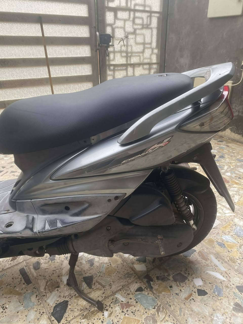 السلام عليكم سكنس.فحل رمبه برغي ما مفتوح بيه. العنوان بغداد سبع البور عارضه ب900 وبيها مجال  ***********
