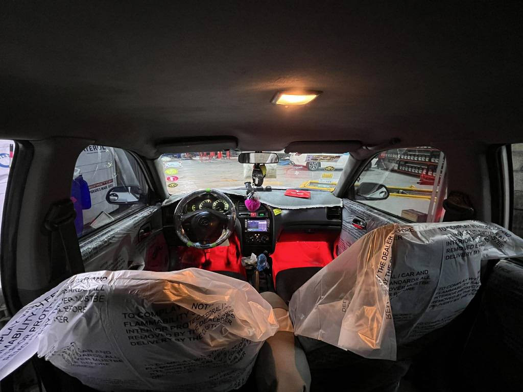 بەناوی خوای گەورە 
هۆندا ئەلەنترا 2002 سپی فول عادی بەس تەبریتە ڕەقەم سلیمانی سەیارەیکی توندوو تۆڵە زۆر بەهەڵمەتە بەنزیین زۆر کەم دەخوا  لەکۆیەم *********** گۆڕینەوەش دەکەم بەشتی بەدڵم بیت كويسينجاك, أربيل
