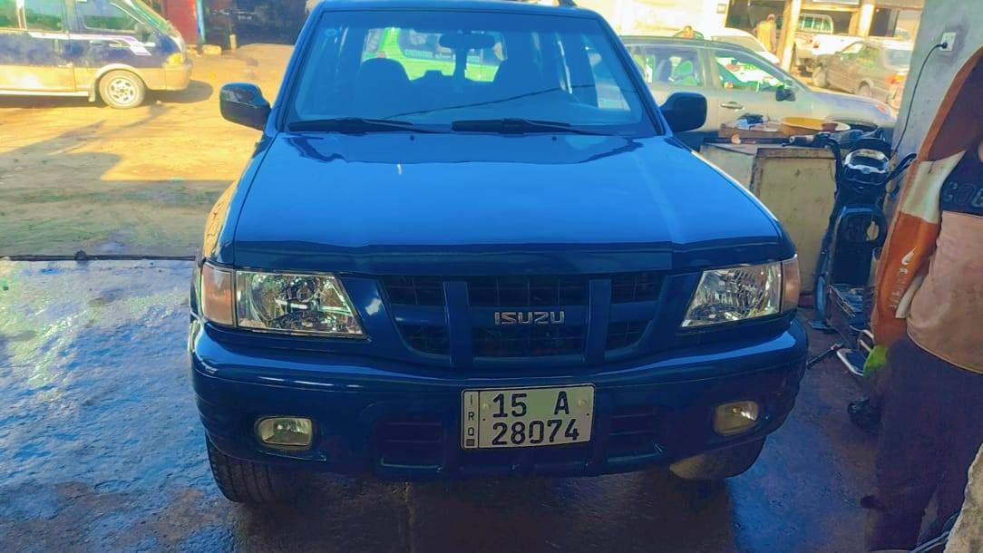 سلام عليكم من رخصة الادمن
ازورا لبيع موديل 2004رقم انبار جاهزه من كلشي نضافه فول
سعر 68وبيها مجال بصيط لستفسار ***********
