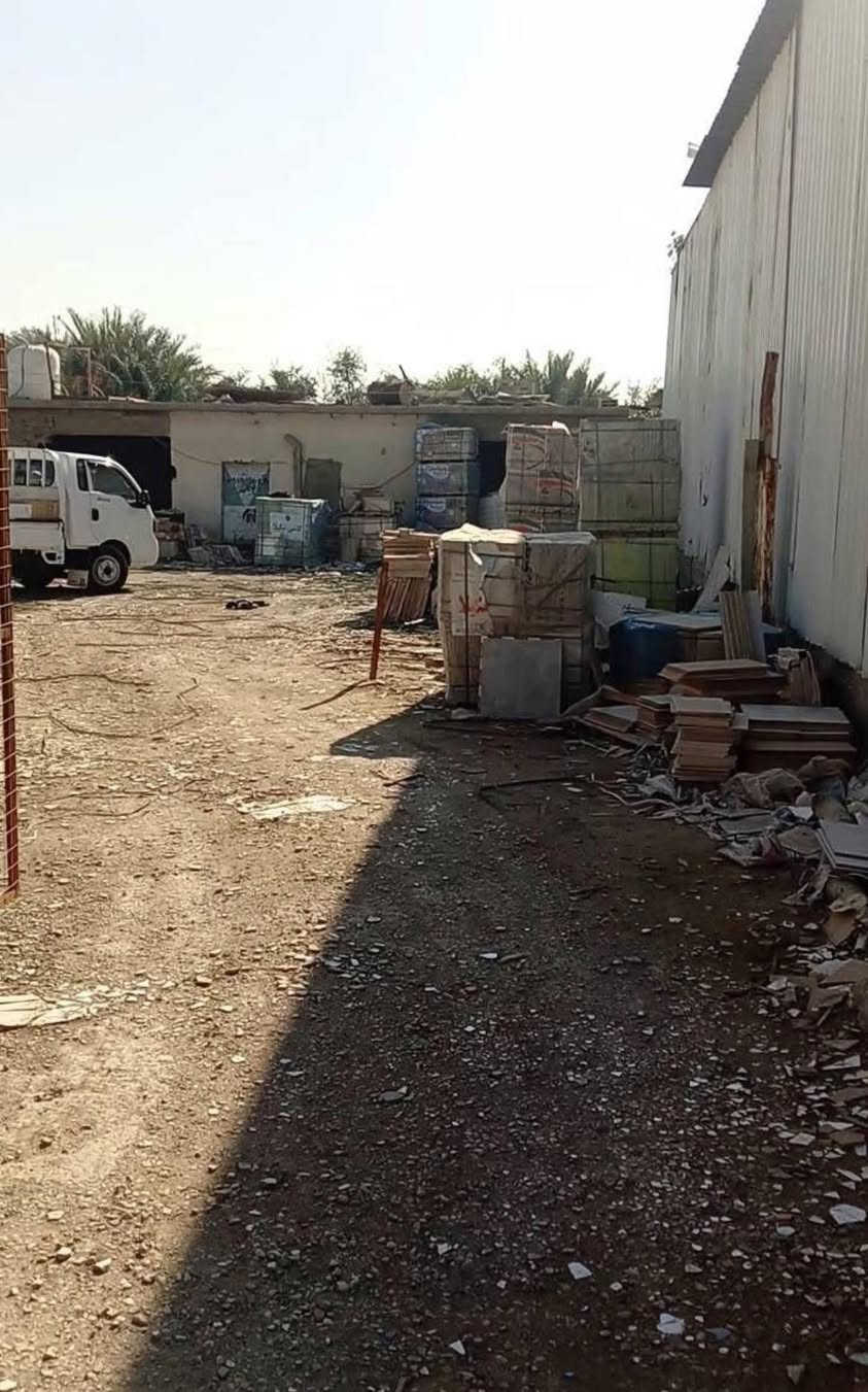 تحيه طيبة الى متابعينا الاعزاء 
يعلن مكتب سنتر الكوت للعقار 🏛

♦️معرض سيراميك مع مخزن ومحلات عدد 4        
وجهه على شارع العمارة  بالمباشر  بالبداية قريب على مخازن الغذائية 
 مؤجر حاليا 
الوارد الشهري 450 تقريبا 
بيع أو مراوس 

♦️مساحه 800م 
♦️واجه  20 م
♦️النزال 40 م
♦️موقع مميز ♦️
شارع كوت العماره 
قريب على مخازن الغدائيه 
قرب معمل الغاز 
قرب شركة الخشب 
-------------------
للأستفسار 
مراسلة الصفحة او الاتصال على الرقم 
***********
او مراجعة مكتب سنتر الكوت للعقار 🗺
عنوان المكتب داموك الحقوقيين 
قرب افران السلطان مقابل معجنات فراولة 
💢 بادارة عقيل الزركاني 💢
