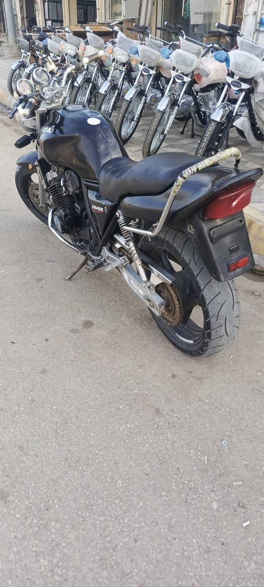 ياالله
للبيع #بطح CB4 مكينةة  400cc  🏍️
دراجة نظيفة وحلوة ،اوراق أصوولي 🛵 
الإستفسار ///***********
مكاااان // الصويرة
