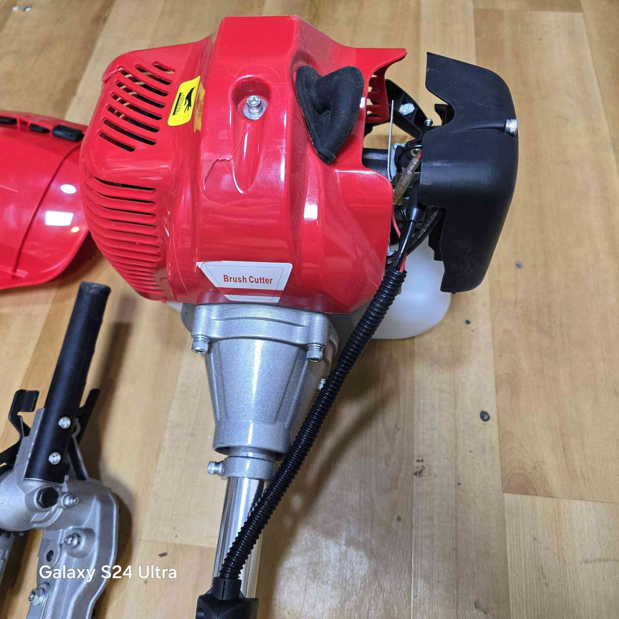 حاشوشة احترافيه
ثقيله وزن  16 كيلو 
جديده متعدده الاستخدامات بهذه الشكل  7×1 محرك بانزين 
ماركه Black Eagle  
مزاد من 75


**إذا كنت صاحب هذا الإعلان وتريد حذفه لأي سبب، رجاءا أرسل رسالة إلى الدعم الفني**