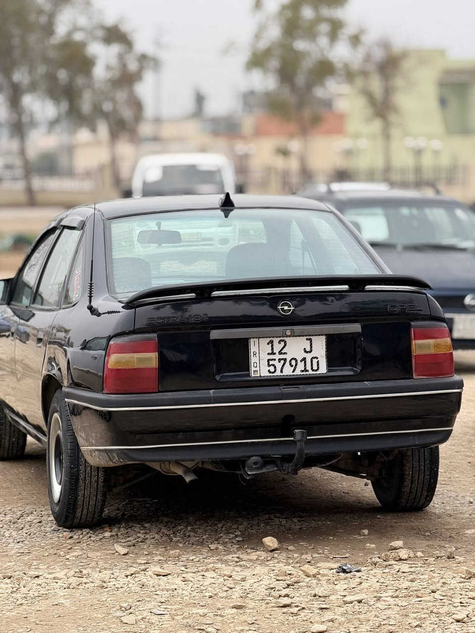 اوبل فكترا حجم 18 
موديل 1992 
باسمنا تحويل شرط 
او وكاله صبغ جماليه 
السعر 42 $ 

***********
