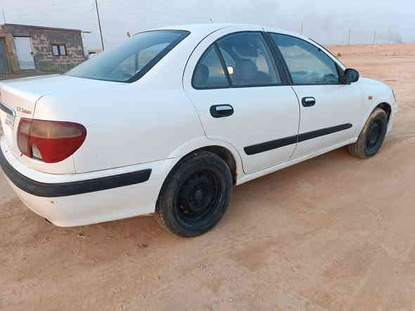 سني ٢٠٠٢ اصل اصفر تحولت ابيض قرار مرور صبغ عام سياره جاهزه محرك كير صدر كبه شرط رقم بغداد شرط تحويل دواخل مكفوله سياره حلو كير عادي محرك قبق اسود ١٨٠٠ مكان السياره لانبار حديثه  
السعر ٦٦ وبي مجال حك الجيه 
***********
