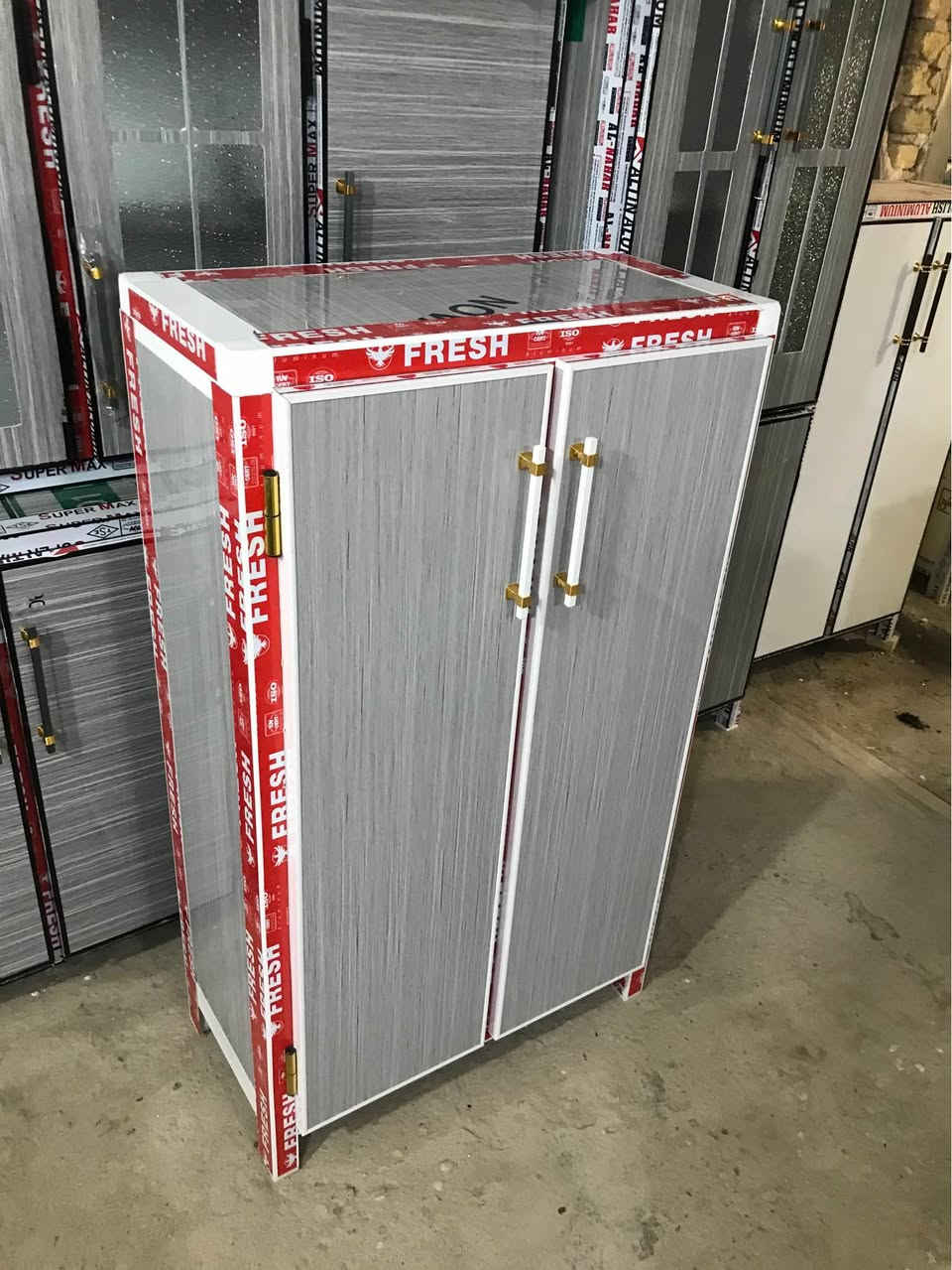 جزامه احذيه شغل درجه اولى ٦ تقاسيم من الداخل السعر ١٢٥ يوجد توصيل *********** العنوان شارع الاخلاص ناصرية, ذي قار
