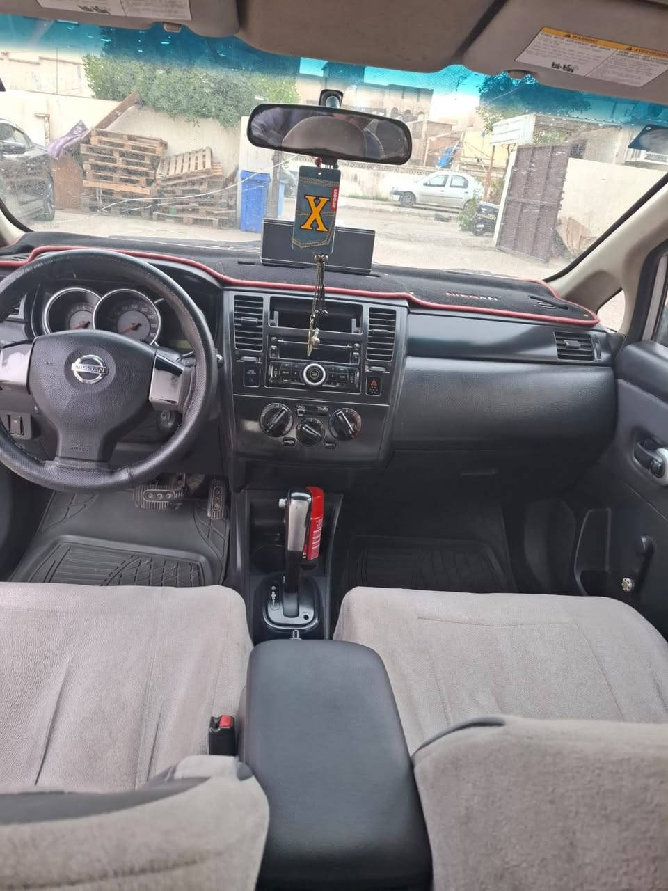 نيسان فيرسا مقدس موديل ٩ وأرد أمريكي كير محرك مكفول تبريد نقص كمبريس ضربه جاملغ الأيمن مبدل أصلي بدون صبغ باسمي سعر ٦٦ وبيها مجال بسيط حك جيه سياره جاهزه من كلشي ونضيفه بلعافيه ع ياخذها كهربائيات كله شغال. السعر 66 مكاني بغداد ***********
