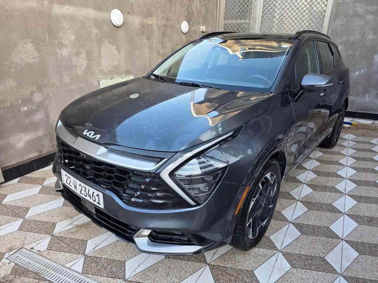 تــــحـــيــة  ____ طـــيـــبـــة
للبيع كيا سبورتج  sx برستيج 
اعلى فئة فول مواصفات للاخير
‼️الـــسـعــر: 255 وبيها مجال‼️
مرقم اربيل باسم شركة تريد تحويل او وكاله 
المــوديــل:2024
الـــعــداد: 18 الف ميل 
الــضــرر : تبديل وصبغ بنيد 
بدون دواخل لغود شواصي 
راديترات كير محرك 
حجر بيئه فان كلهن مكفولات 
———————————————
المواصفات 
———————————————
فتحة سقف (بانوراما)
‎- بصمة تشغيل 
- بصمة أبوآب 
- تشغيل عن بعد
- شاشة كبيرة تدعم نطام كار بلي واندرويد اوتو 
- عينه ليزريه 
-٥ كامرات محيطيه
- تحكم أستيرن
- شاحن لاسلكي
- سستم صوت harmn card
- مقاعد جلد بلادي
- كشنات الاماميه كهرباء
- كشنات الاماميه تدفئة تبريد
-كشنات الخلفيه تدفئة
- تدفئة استيرن
- رادار أمامي للتوقف الذاتي 
- تحديد المسار للقيادة الذاتية 
- رادار جانبي
- رادار خلفي للتوقف الذاتي
- أشاير بالمري
- ويل كب 
- ٣ وضعيات للقياده 
- بك لايت لد
- سايد بريك كهربائي
- اوتو هولد
-صندوك كهربائي
- باقي المواصفات الغنية عن التعريف 
___________________________
📩للاستفسار مراسلة الصفحة💌
او الاتصال : ***********
العنوان :- البصرة البصرة, العراق
