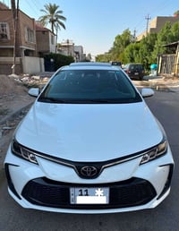 كورلا هايبرد 2025 شكل الخليجي فول مواصفات  عداد المسافة 4 الاف بحالة ا...