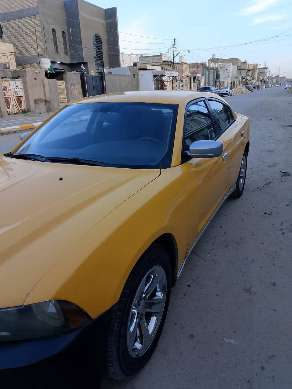 سلام عليكم سياره جارجر موديل 2014 وارد امريكي جاهزه ما بيه اي نقص رقم بغداد الماني خطه شطره بغداد مصفره هيئه وغرامات مصفره اتكفل اصوليات وعيب شرعي السعر 145ورقه  وبيه مجال  المكان شطره ***********
