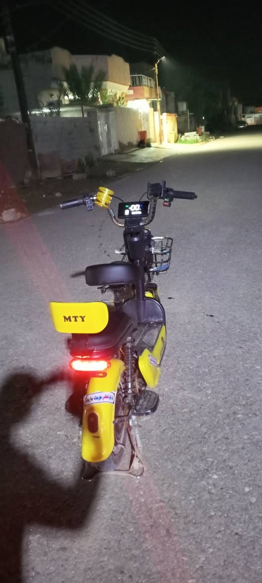 سلام عليكم 
دراجه شحن للبيع 
دراجه بعدهه نضيفه 
بطارياتهه جدد 
حجم 14 
السعر (150) وبيهه مجال 
مكاني (ديالى_خالص_هبهب) 
خاص مفتوح


**إذا كنت صاحب هذا الإعلان وتريد حذفه لأي سبب، رجاءا أرسل رسالة إلى الدعم الفني**