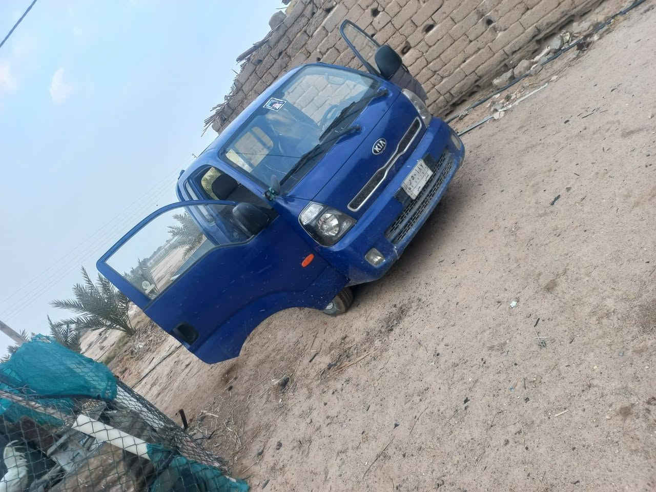 إسلام عليكم  كيه مسكر مديل 2013 اللبيع او مراوس حسب القناعة سياره نضيفه حداديه تخم تاير توه شاده مكينه مسكر 7 قبل شهرين شاده اترايك ٢٠٠ مكينه وكير جديدات. 
رقم مثنى تحويل ثاني يوم سنويه صار اله شهرين منتهيه. 
مكانه بصره سفان. شراي. يتصل *********** موجود وتساب.
مكلف بنشر.
سعره 83
