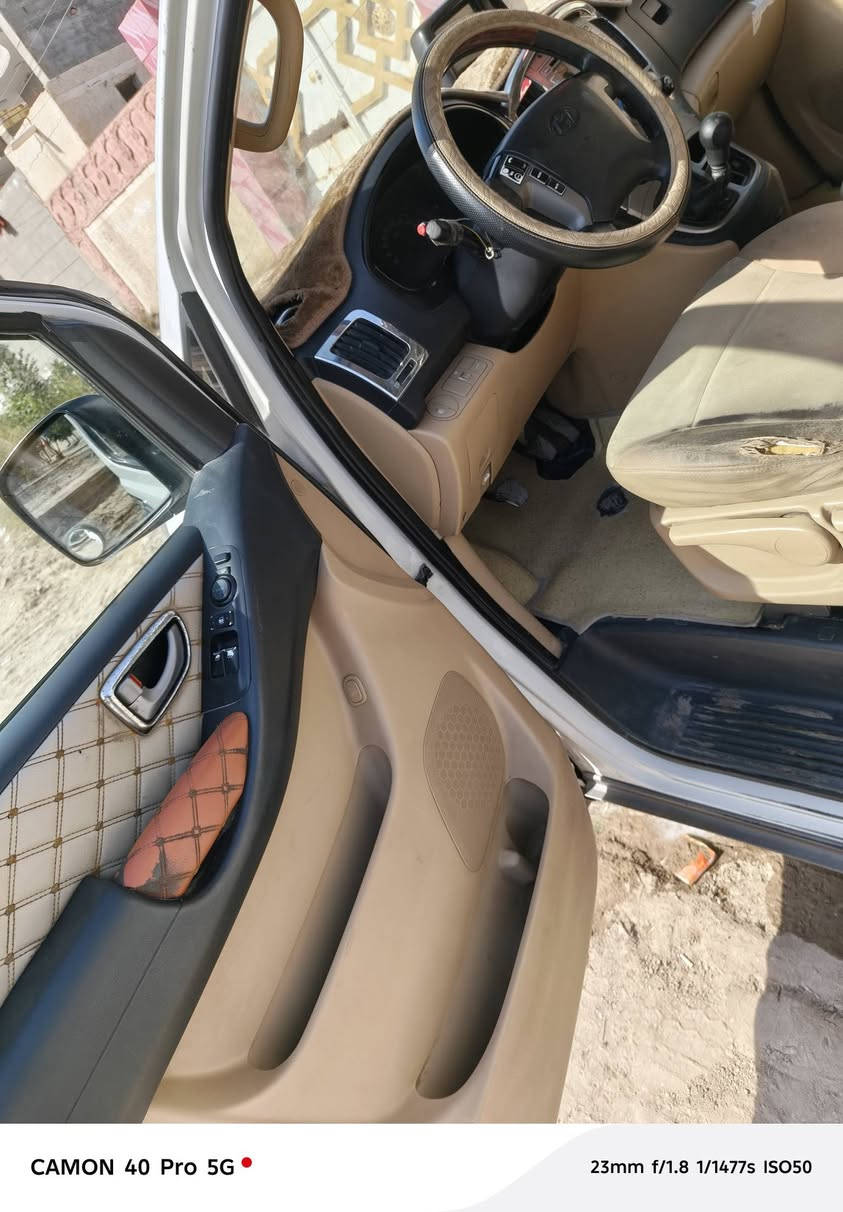 السلام عليكم اليوم عندنا ستاركس موديل 2014 سياره الثانويه ل 28 ماكينه جديده حداديه طقم تاير تبريد جاهزه السياره بابل*********** القاسم
