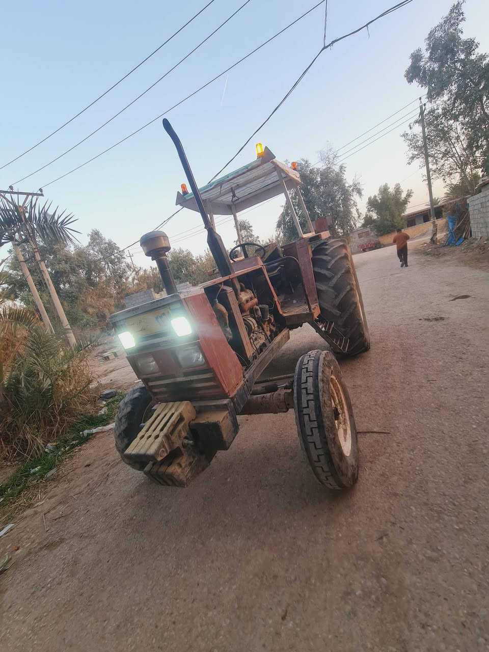 السلام عليكم فيات 780 مكينه جاهزه كير محرك اكسن تايرات نص عمر كشر نضيف كهربائيات رقم بابل مكانهه واسط ***********
